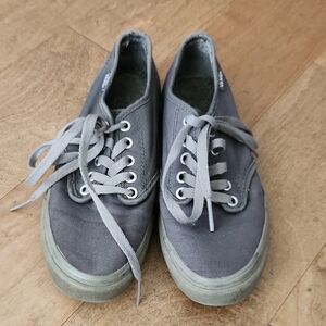 Old Skool Skate Shoes